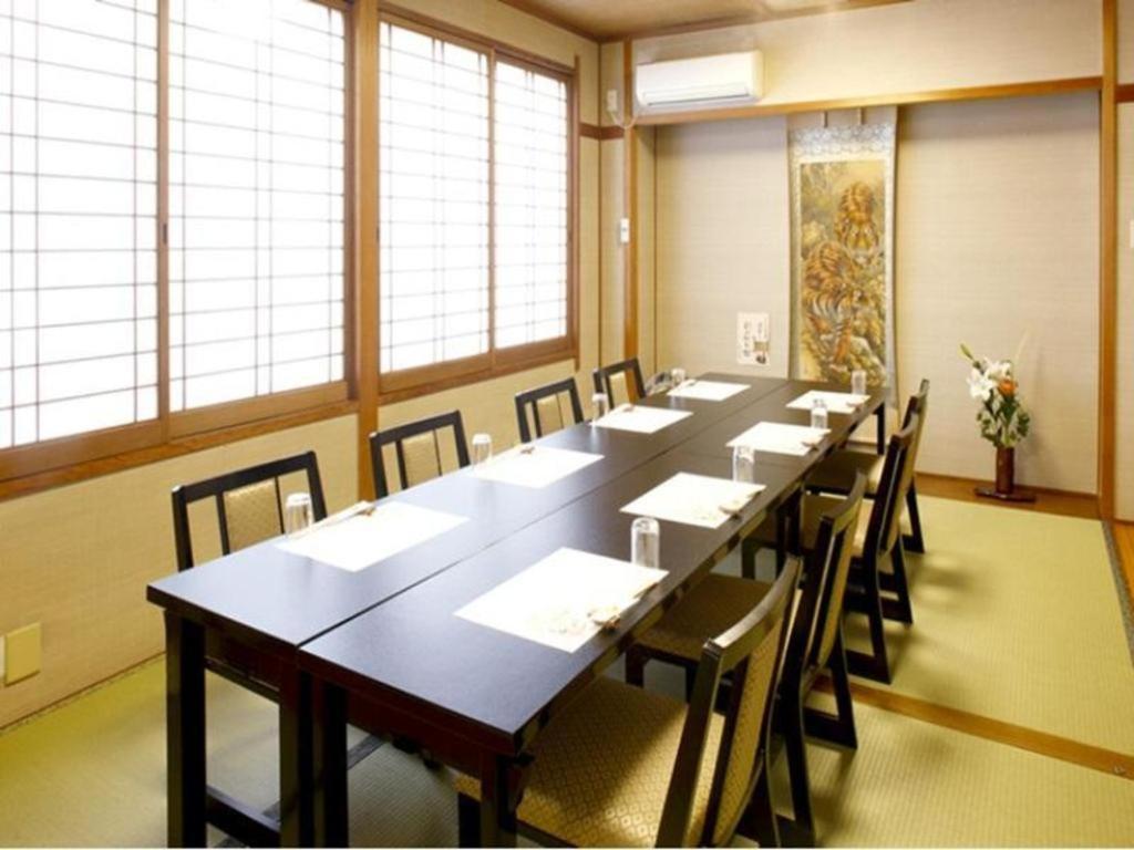 Business Hotel Kurama Хиконе Екстериор снимка